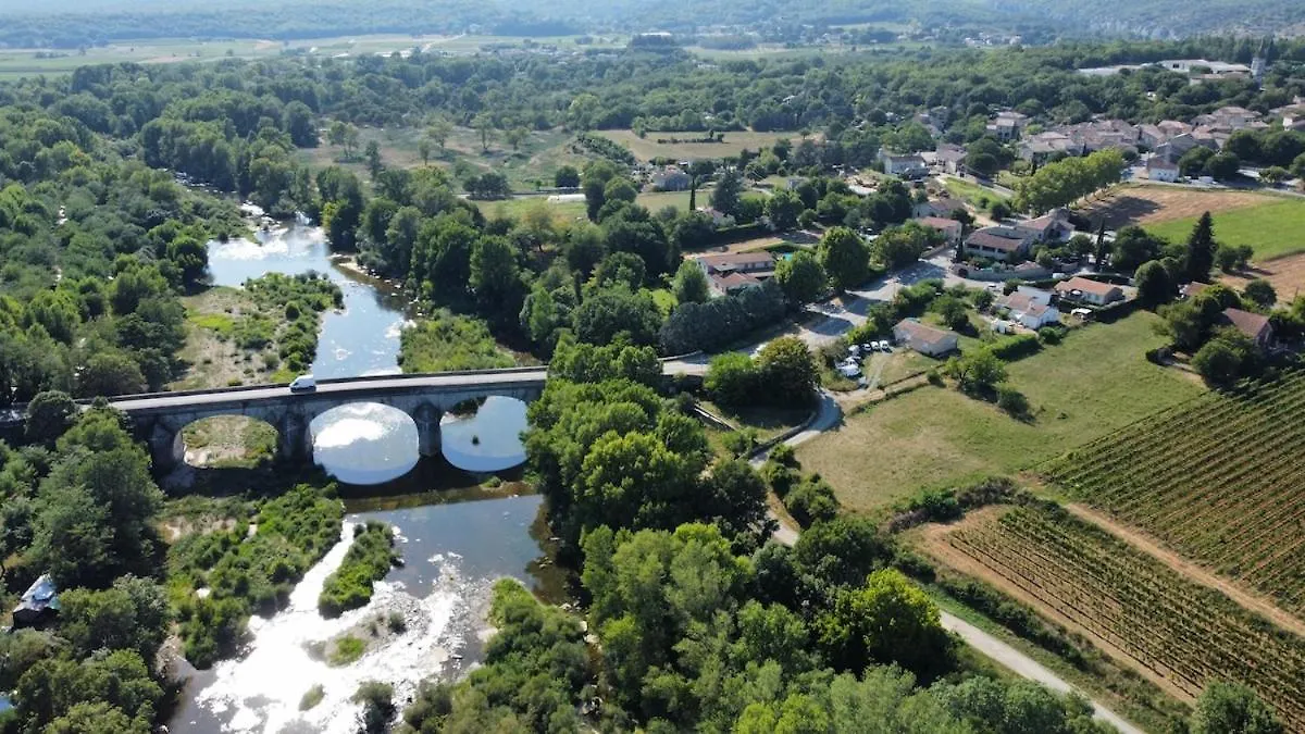 Holiday home Riverside Serenity Chandolas France